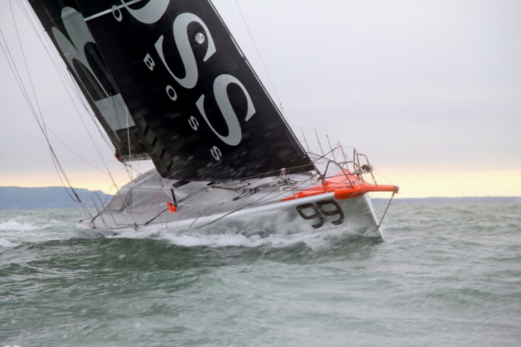 Le Vendée Globe au jour le jour par Baboune - Page 22 411809hugobossr6440