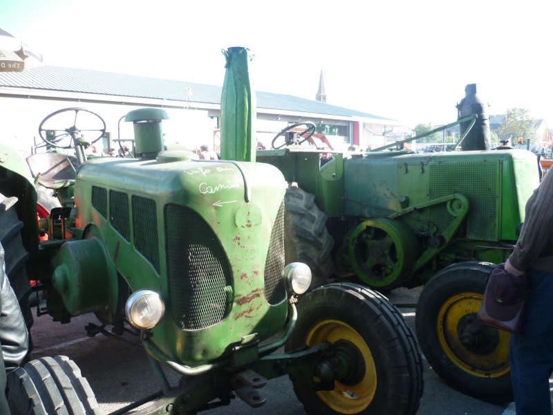 Jour de marché à CAUSSADE 417437tracteur5