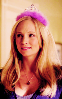 CANDICE ACCOLA. 433756SGHJKL