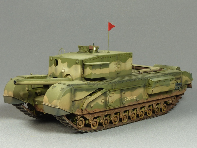 CHURCHILL 3 INCH 20 CWT - AFV CLUB 1/35 - Page 4 436404P1020773