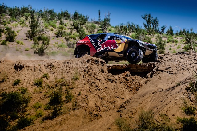 Silk Way Rally 8 : Tir Groupé Des Peugeot 2008 DKR  443824578b7428d7608