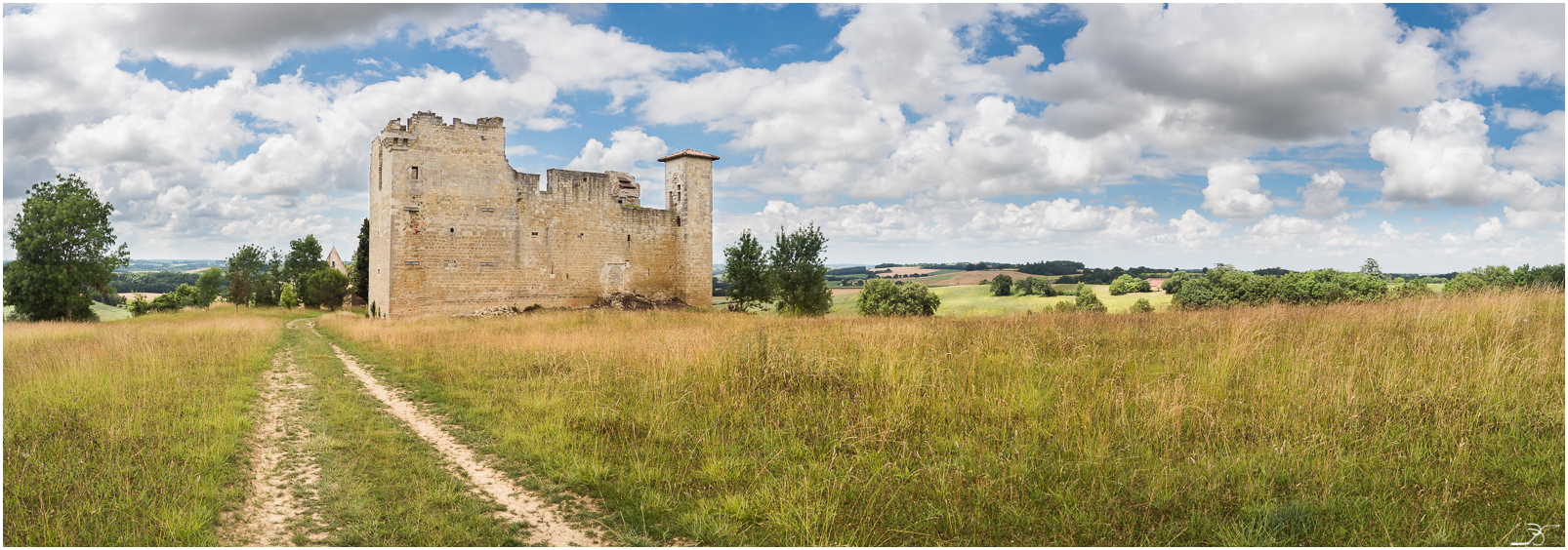 Photos  non Lumix du 13/8/2015 445905LR6P6190083Panorama