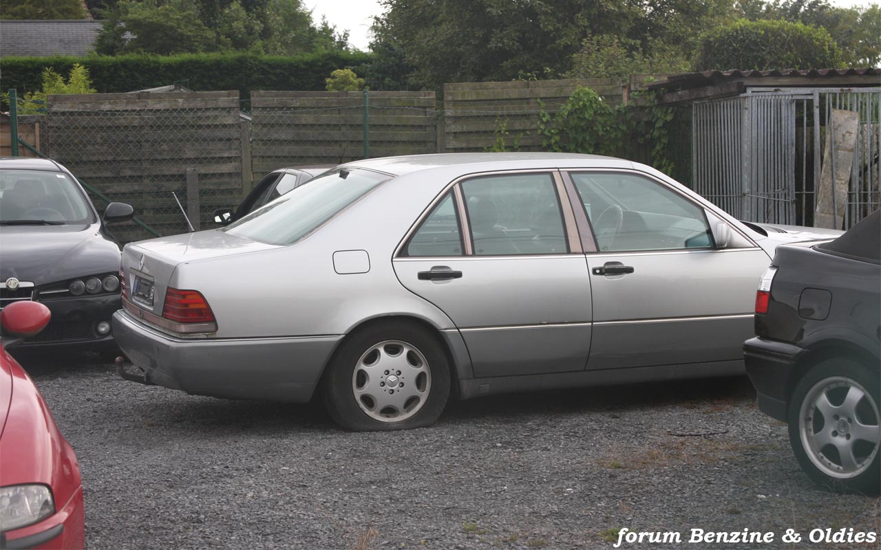 j'ai vu une Mercedes-Benz classe S w140 sur la route, et j'ai fait une photo 449822mbw140street0006w1280800