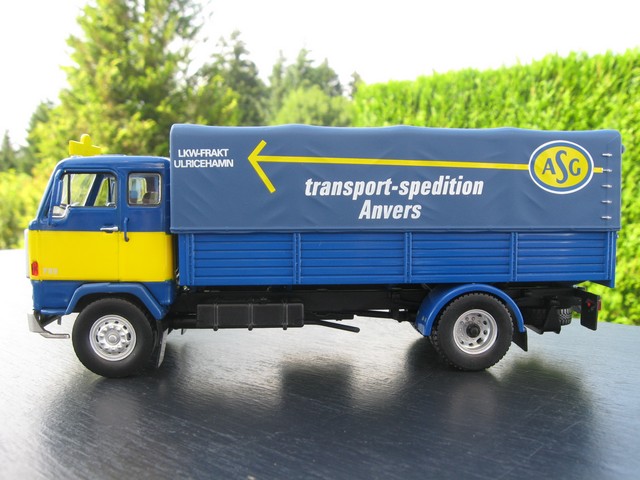 collection  ALTAYA" camions d'autrefois  "  au 1/43 - Page 3 463742IMG5282