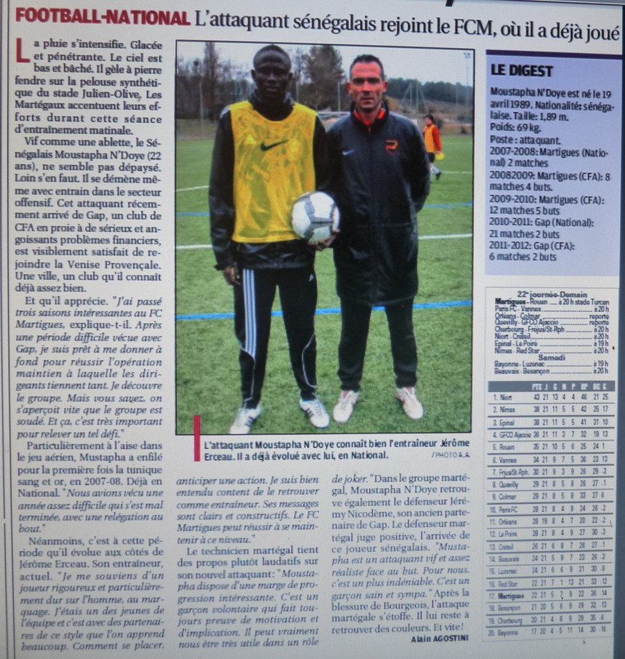 FC MARTIGUES // CFA CLUB et VILLE  - Page 10 465381Photo007