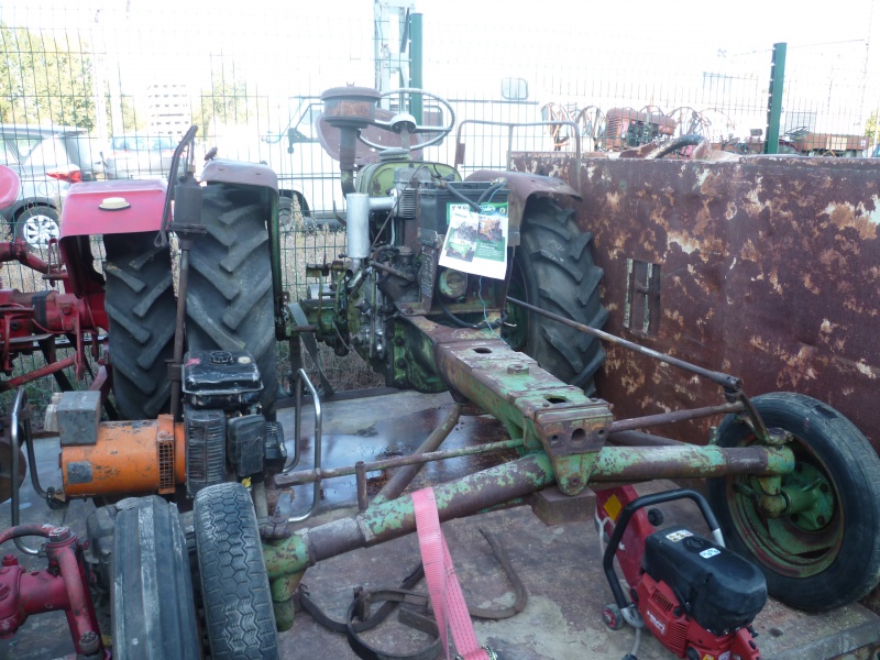 Jour de marché à CAUSSADE 474347tracteur7