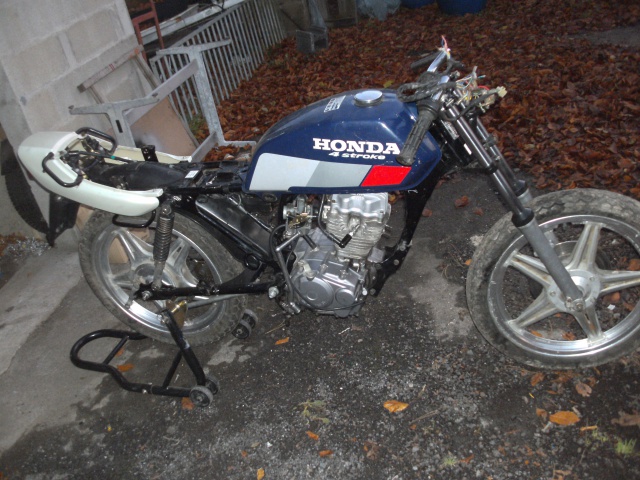 Fabrication Honda 125 CG pour les 24Heures du mans (-25 CV)  479240PICT5948