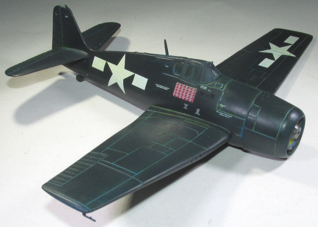 Grumman F 6 Hellcat - Matchbox 1/72 - Page 3 480648IMG1037