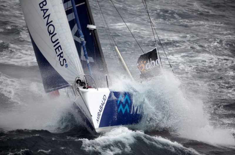 Le Vendée Globe au jour le jour par Baboune - Page 18 484551dominiquewavremirabaudr6440