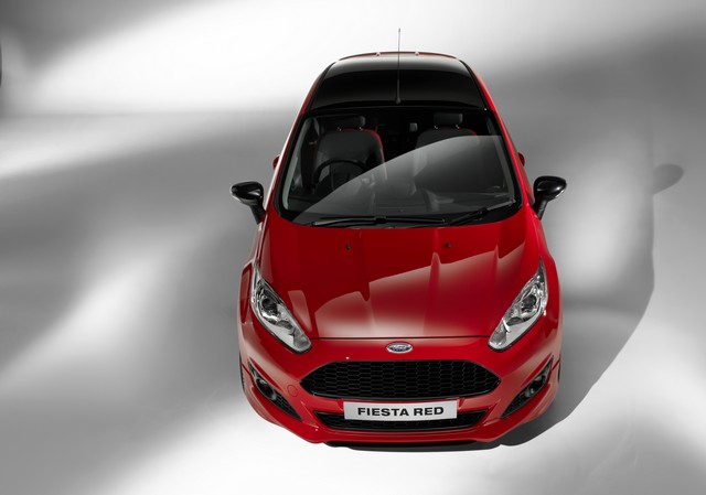 Ford lance la Fiesta Red Edition équipée du moteur 1,0 litre EcoBoost porté à 140 ch 484627FiestaRedEditionBlackEdition04