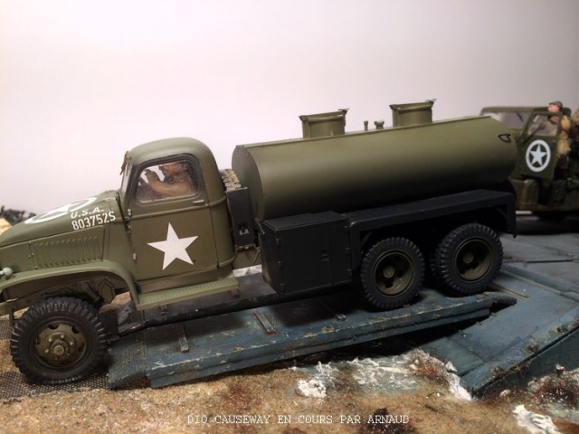 us white 666 cargo truck au 1/35 en Normandie hobby boss - Page 6 488137gmc002