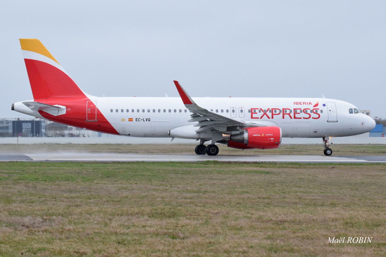 [29/03/2015] Airbus 320-216 (EC-LVQ) Iberia Express 495067DSC00912