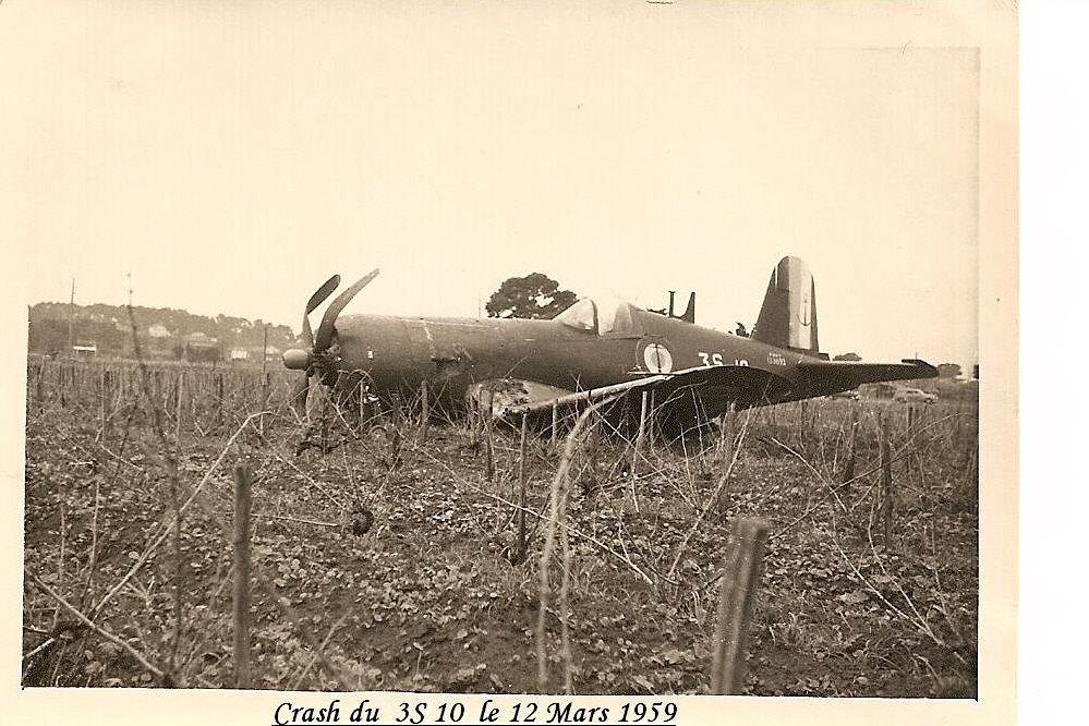 [Les anciens avions de l'aéro] F4 U7 Corsair - Page 27 4983163Scuers14