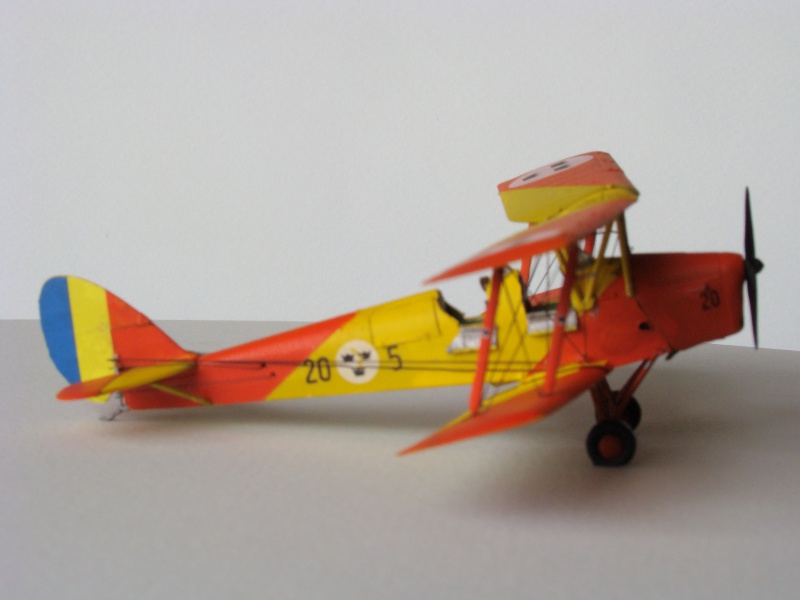 [Airfix] De Havilland DH82a "Tiger Moth" 1/72 503601DSC03780