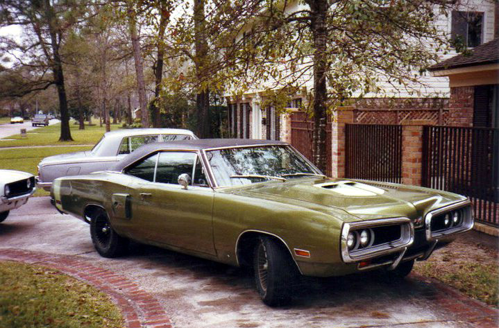 Dodge Coronet RT / Super Bee 1970 - Couleur  507201tumblrmjxnz2TxBk1s1f10do11280