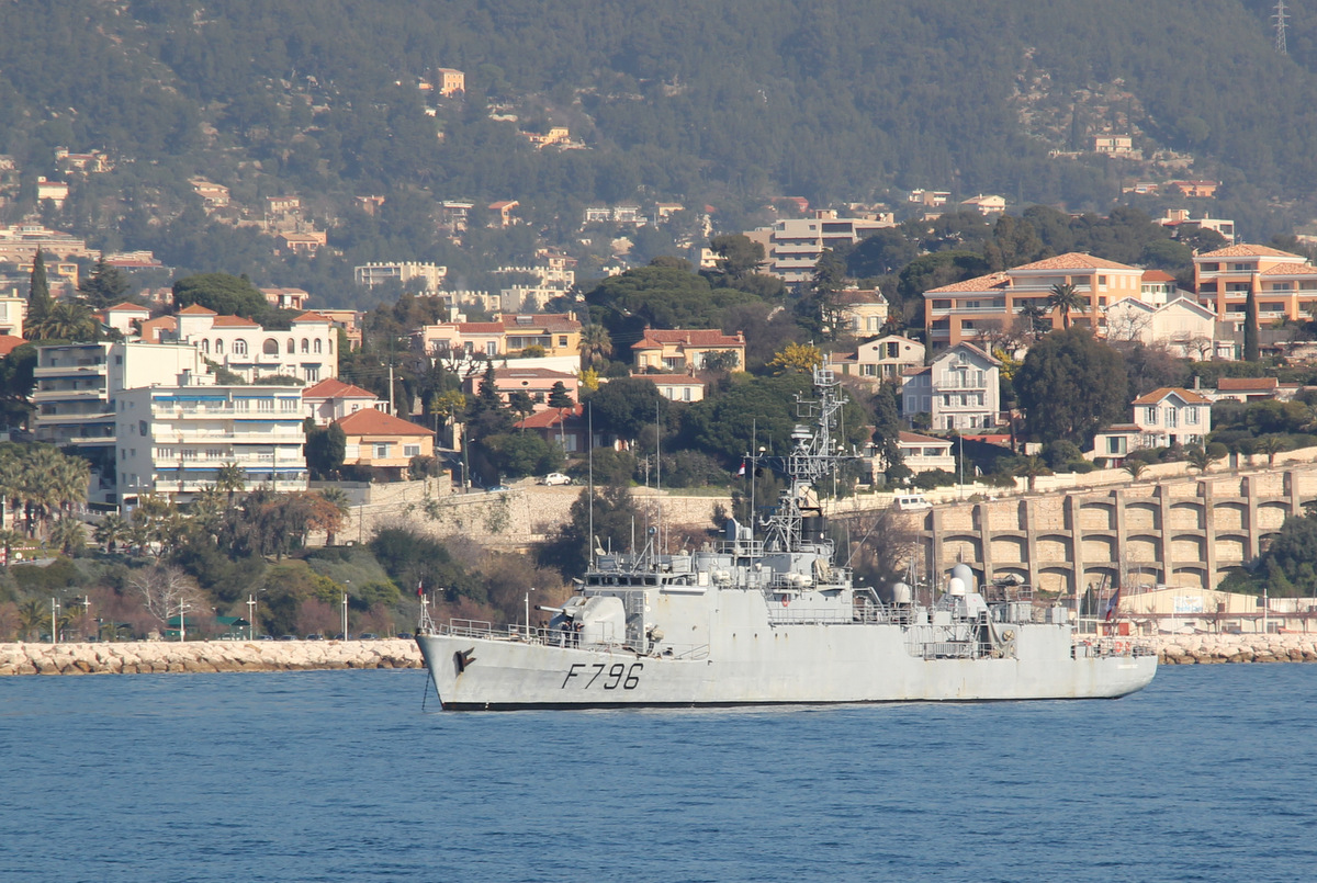 [Les ports militaires de métropole] Port de Toulon - TOME 1 - Page 9 508685IMG5817