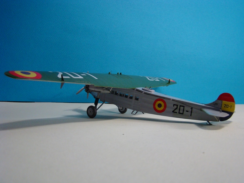 [Valom] Fokker FVIIb/3m 1/72 523929sDSC01902