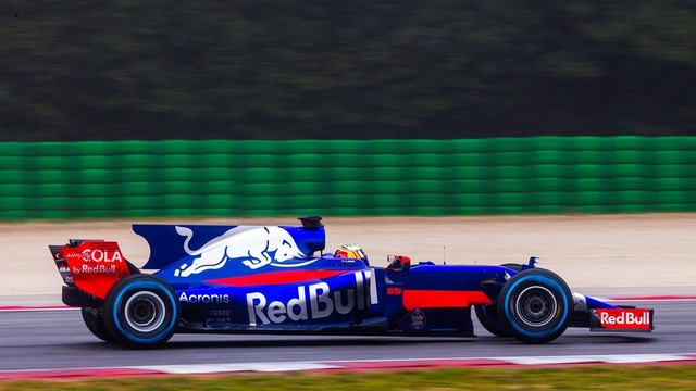 F1 2017 : Toro Rosso à dévoilé sa monoplace, la STR12 524216str12b1