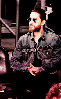 Jared Leto - Page 2 52520562J4