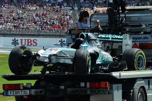 F1 GP d'Allemagne 2014 : (essais libres-1-2-3-Qualifications) 529035LaMercedesdeLewisHamilton