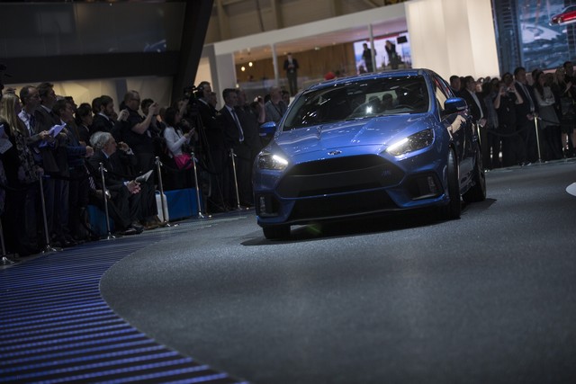 La toute nouvelle Focus RS, en première mondiale sur un salon automobile, inaugure une transmission intégrale 536386FordGeneva2015PressConference30