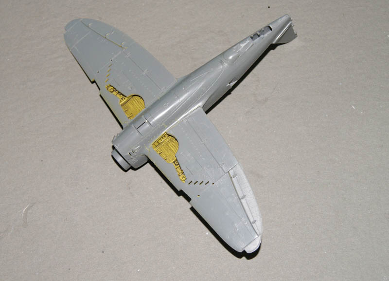 [MC5 - P47] Comparatif de P47D Thunderbolt au 1/72. Tam Aca peinture y'a qu'à, Hasegawa décals et des dégats, academy ...aussi - Page 3 545085tamailes04