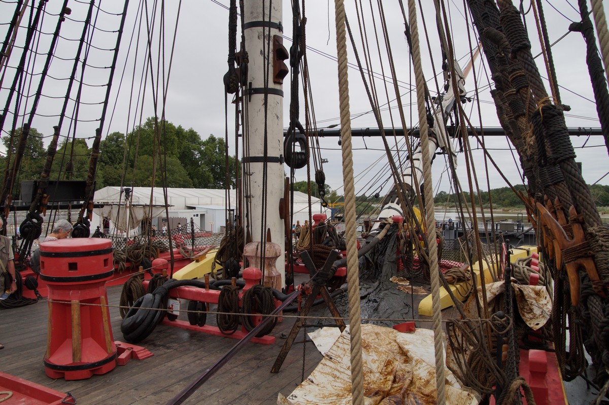 [Marine à voile] L'Hermione - Tome 1 - Page 23 546159DSC06709