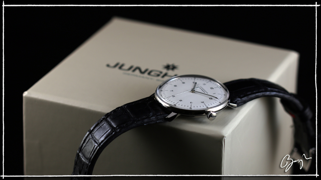 La montre du vendredi 23 décembre 2016 546671junghans12