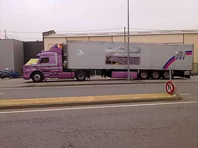 ==SCANIA serie 2 et 3== - Page 5 546735torpedoviolet