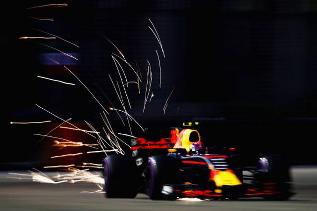 F1 GP de Singapour 2017 (éssais libres -1 -2 - 3 - Qualifications) 5495802017gpdesingapourMaxVerstappen