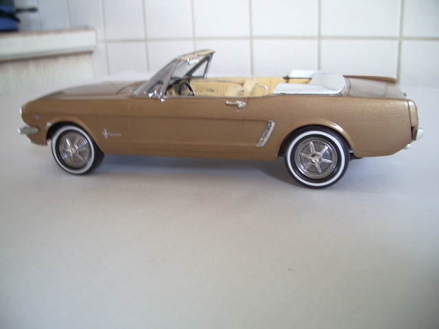 ford mustang 1966 convertible . 552020photosmaquetteetdecals017