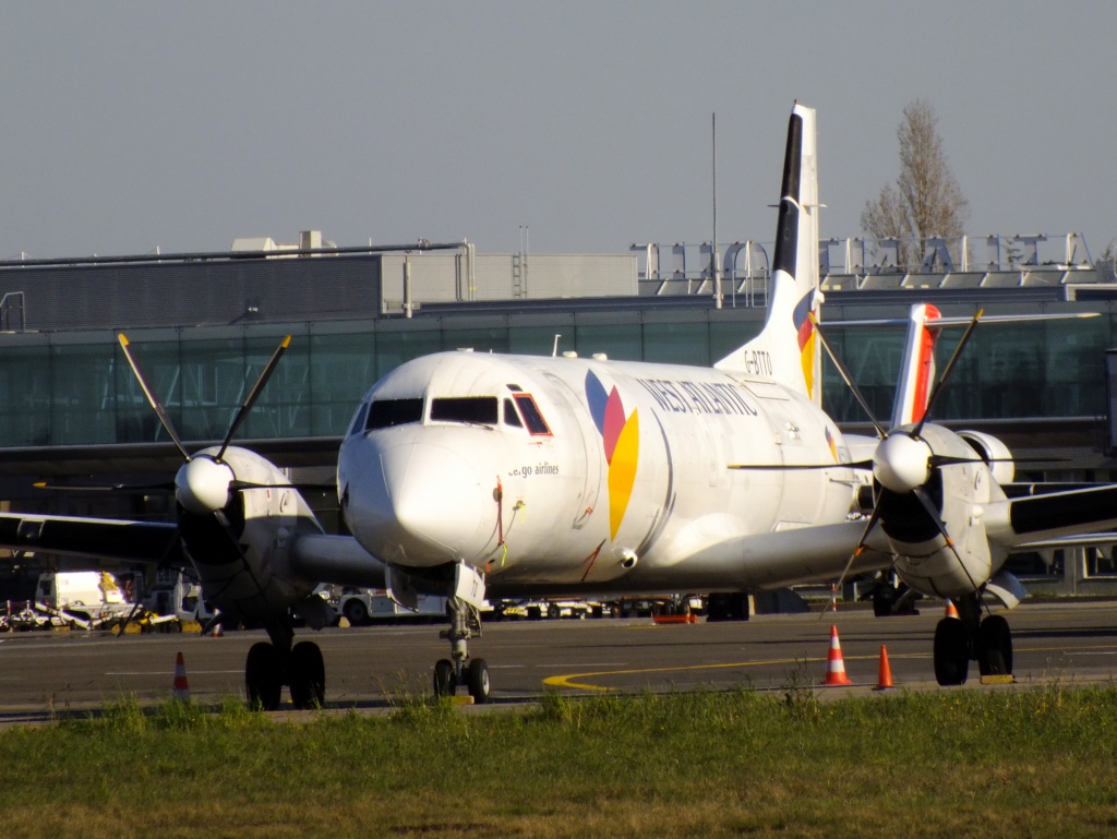 Spotting du 09/03/2014: La Team Spotting Aviation à NTE !! 564365Marsn1184