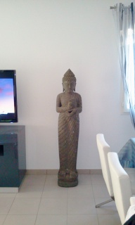 Comment mettre en valeur statue ? 564523boudha