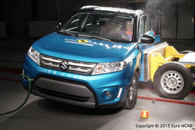 Le tout nouveau Suzuki Vitara décroche cinq étoiles aux crash-tests Euro NCAP 566487SuzukiVitaracrashtestsEuroNCAP