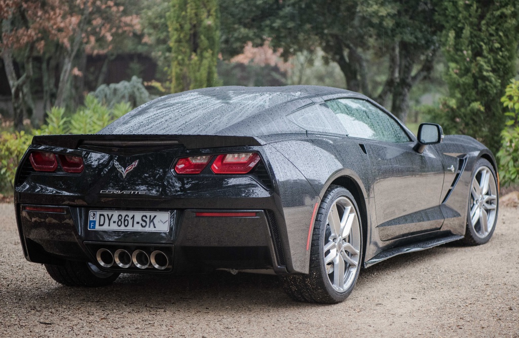 C7 coupé noire.........  - Page 9 572855DSC2879