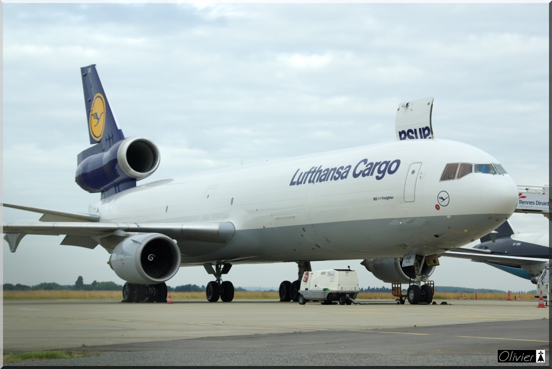 McDonnell Douglas MD-11F Lufthansa Cargo D-ALCE & Divers le 08.07.14 - Page 2 573590IMGP5904