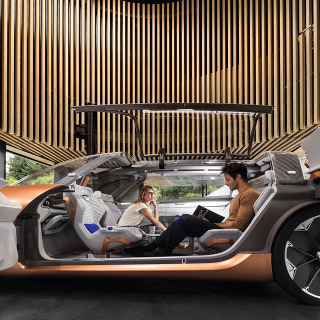 Salon Automobile International de Francfort : Renault présente sa vision du futur 58969166YO697RQ