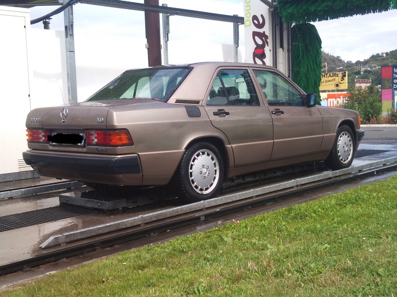 Enfin la mienne de Mercedes 190 - Page 17 593749DSC2717