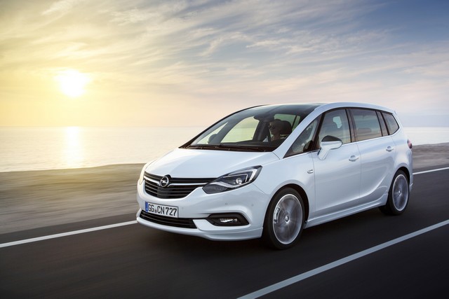 Un véritable salon mobile connecté : le nouvel Opel Zafira 594903OpelZafira300739