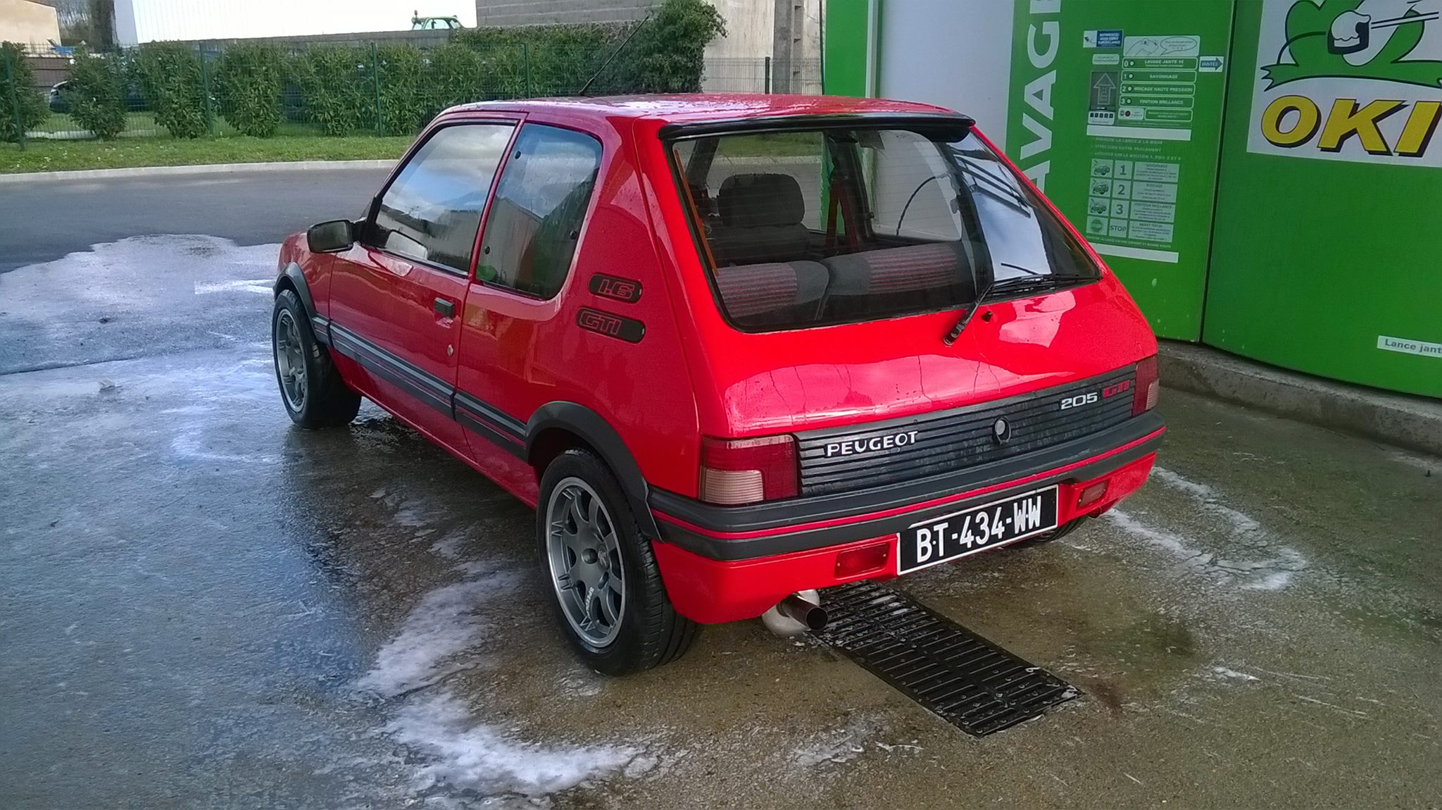 [205gti37]205 gti 1.6l rouge vallenluga 1989 - Page 13 60320512768143102059044251854041416093998246119151o