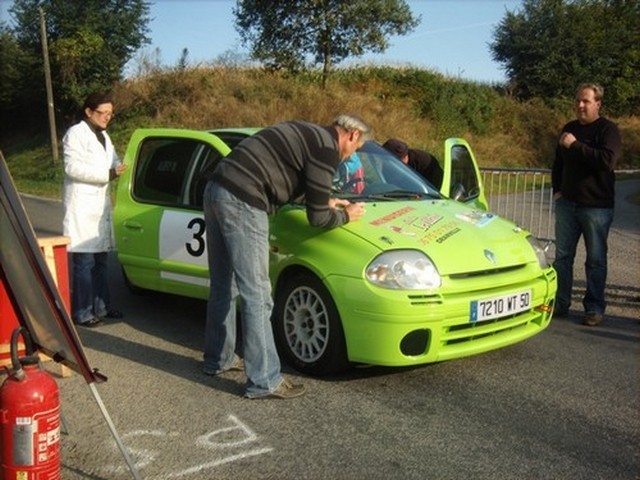 28ème Rallye régional du Bocage  (06/09/2009) 603881Sep08908