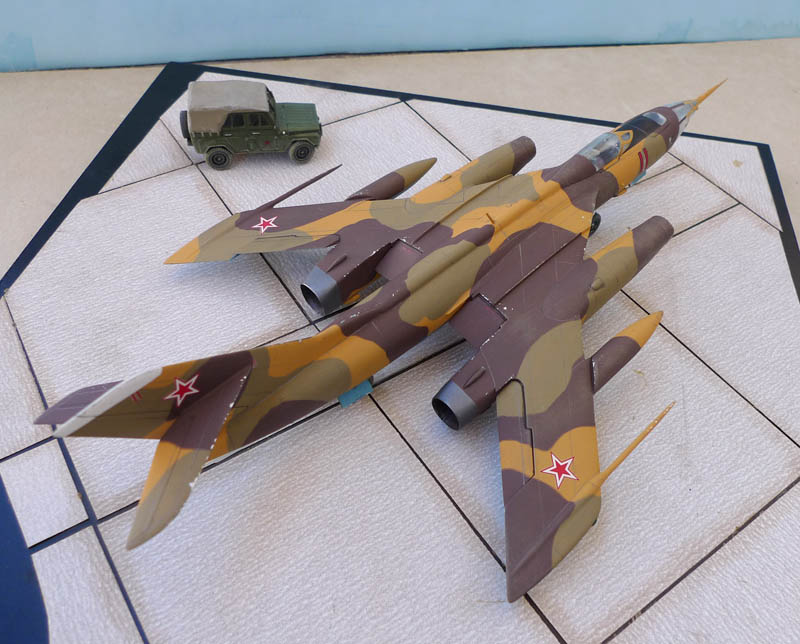 [Amodel] Yakovlev Yak-28R Brewer 1/72 604550Yak2841