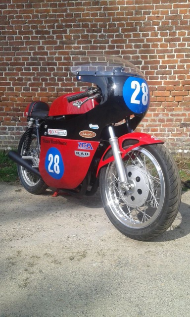 Honda 350 CB "Racing" ... - Page 4 605332137898274754639685774217827590447640185n