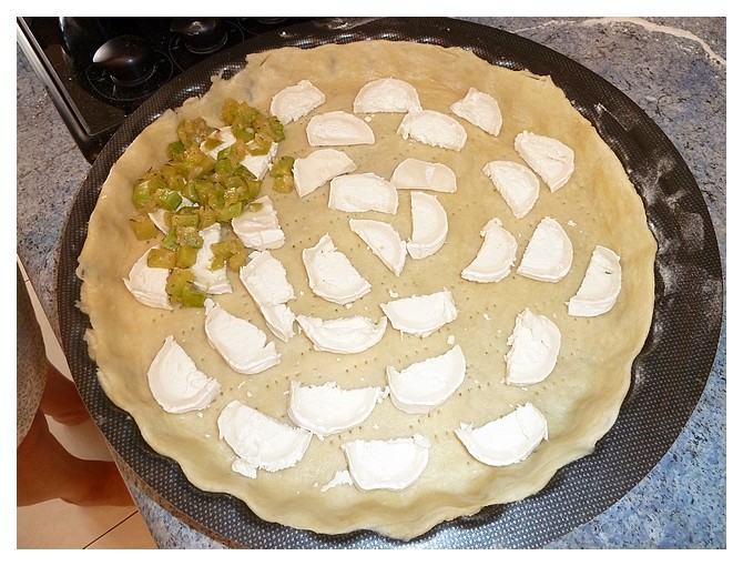 TOURTE, Courgettes, Chorizzo et Bûche de Chèvre 609510tourte0002