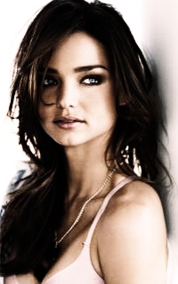 ▬ Miranda Kerr 61154523