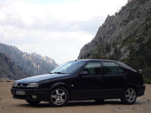 ma passion, la 5 turbo, les renault sport! 612889P1010067