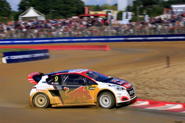 Sébastien Loeb signe, à Lohéac, son quatrième podium de suite 61382959aaf2a17d83a