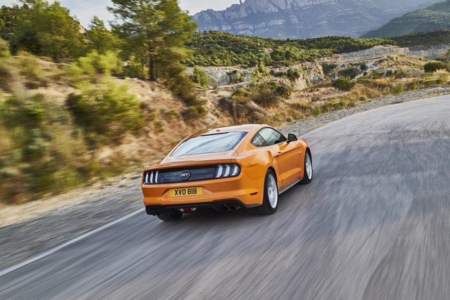 Plus athlétique et technologique que jamais, la nouvelle Ford Mustang repart au galop 618722FORD2017MUSTANG28