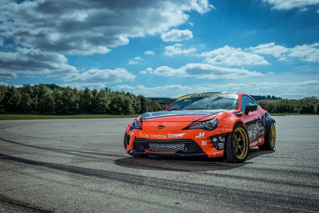 Projet Donuts from Space : le Toyota GT86 vu de l’espace  618895dmsaasbo9