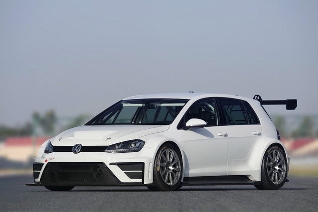 Une nouvelle Golf pour les circuits 620685md150706vwgolf05